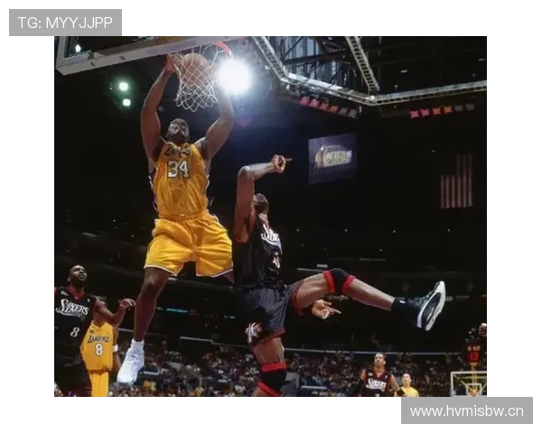 低位单打压制贾巴尔，奥尼尔篮下效率与罚球制造更优